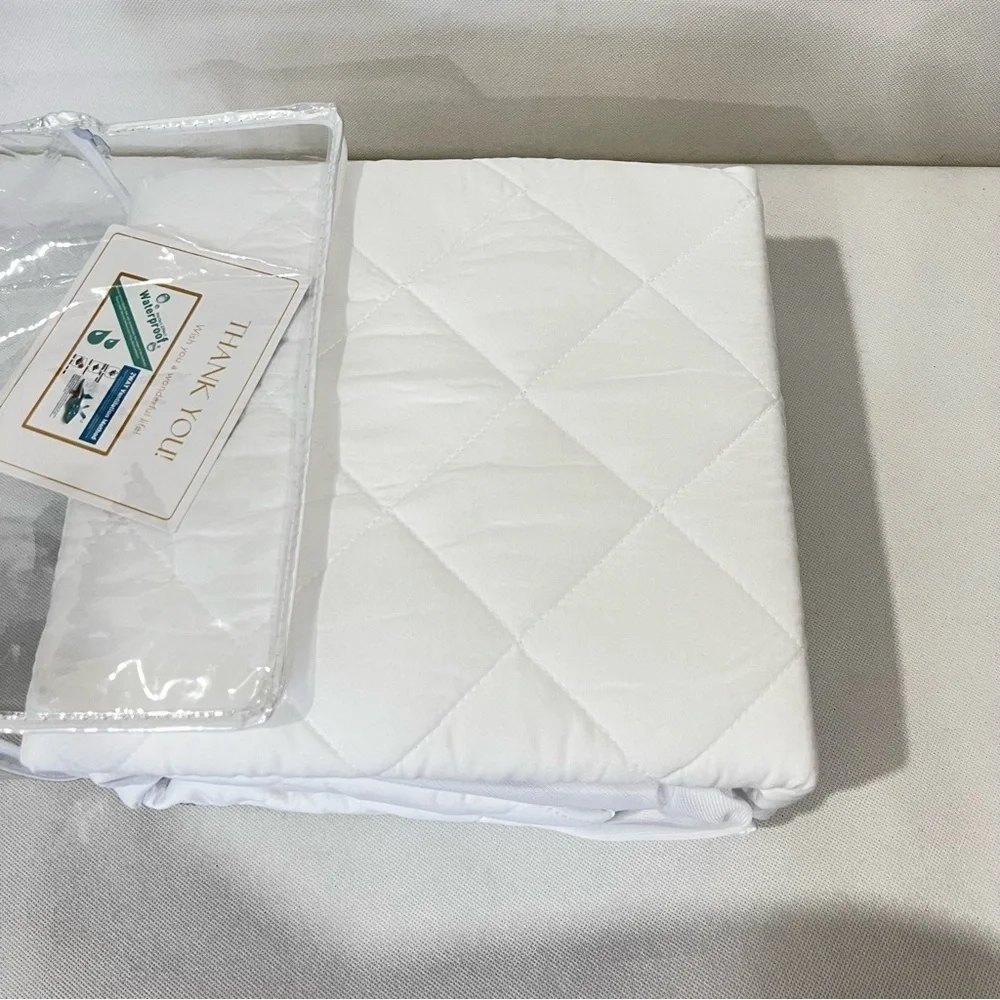 Ruili Size Full Size Quilted Fitted Mattress Protector White Hypoallergenic